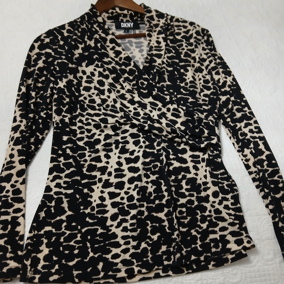 DKNY Faux Wrap Long Sleeved Blouse Size M - Picture 4 of 6
